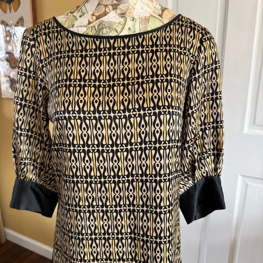 Claude Brown 100% Silk Black and Cream Patterned Women's Shift Dress 2 - Picture 9 of 13